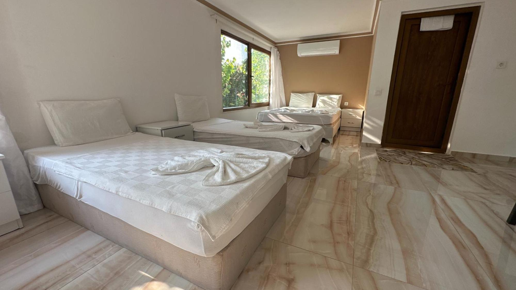 Kiris Garden Hotel เกเมร์ ภายนอก รูปภาพ